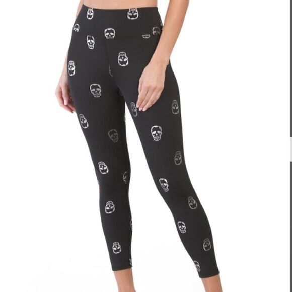 Nanette Lepore Metallic Silver Sugar Skull Leggings - Picture 1 of 3